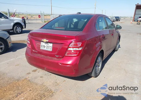 2018 Chevrolet Sonic Lt Auto из США, поврежденный, VIN 1G1JD5SH8J4118213